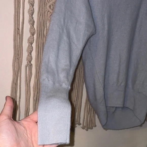 Cashmere Light Blue Small Tahari - Picture 3 of 4